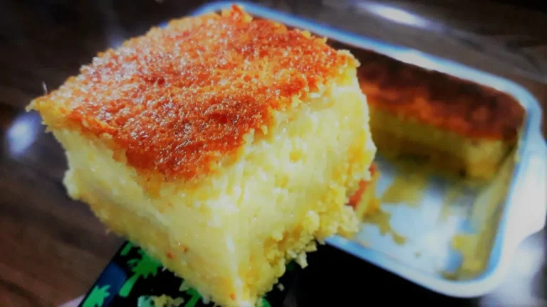 Torta di mais cremosa nel frullatore