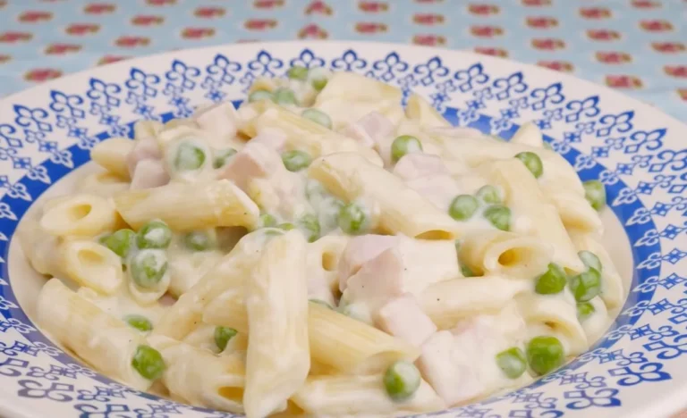 Maccheroni parigini con salsa bianca