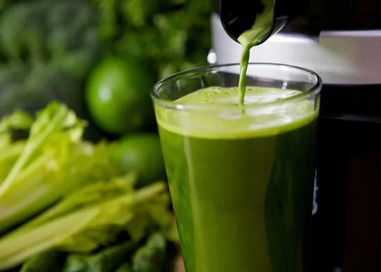 Succo verde disintossicante