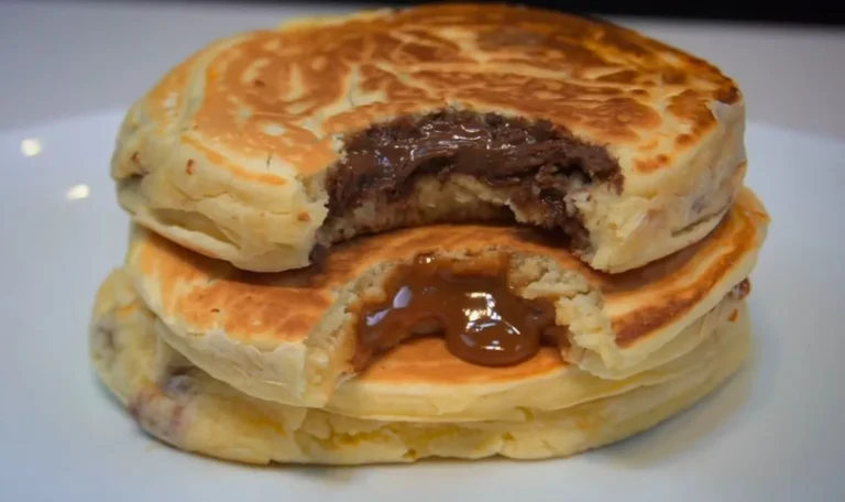 Sweet American Pancake (Nutella or Dulce de Leche)