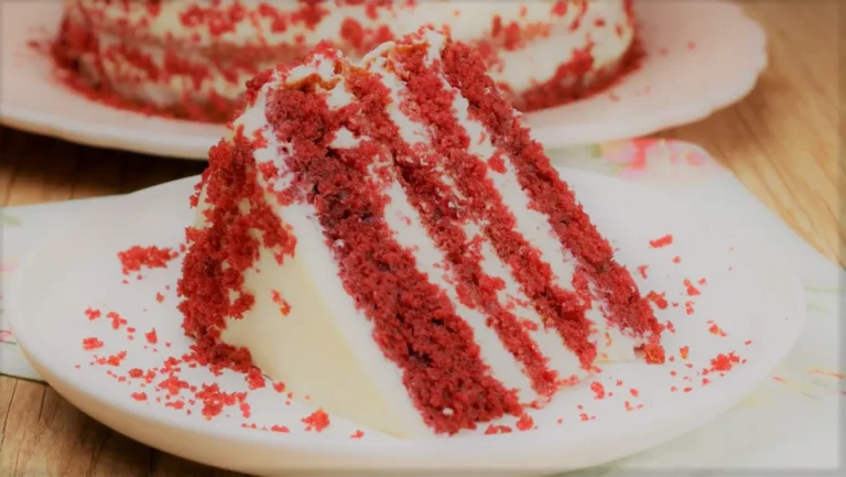 Torta di velluto rosso