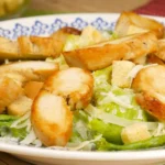 Insalata Caesar con pollo