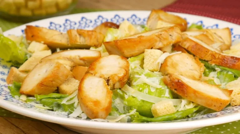 Insalata Caesar con pollo