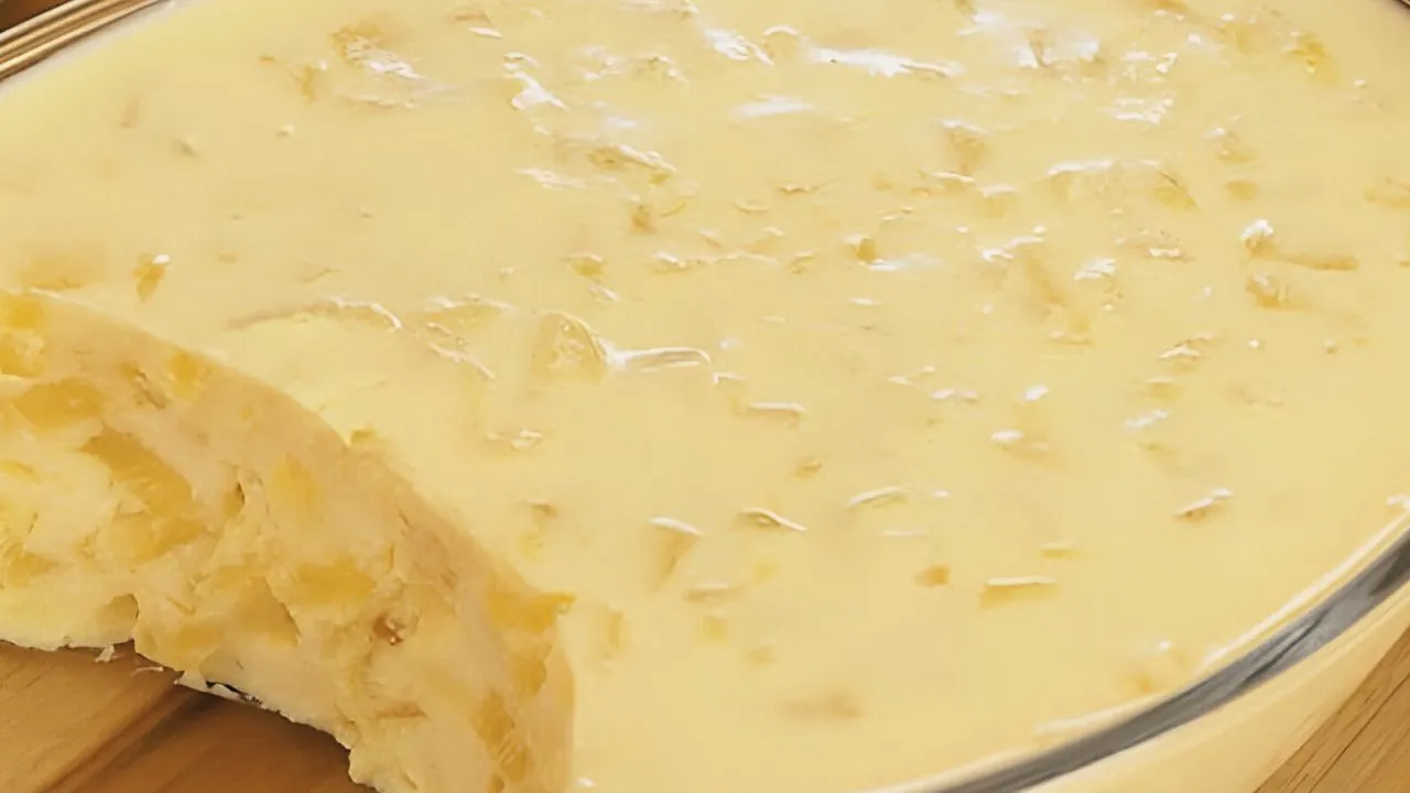 Mousse all'ananas